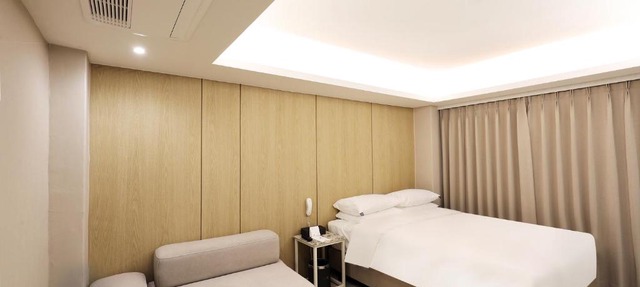 Seoul Inn Hotel by The Designers