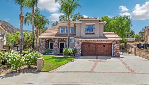 Six Flags Getaway - Peaceful Retreat with Pool