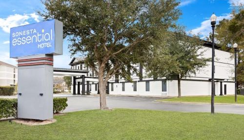 Sonesta Essential Savannah