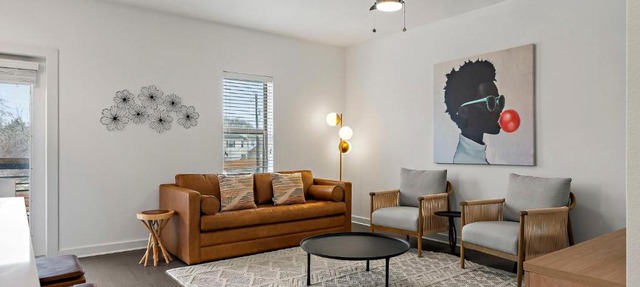 South Lamar Condo - Sauna - Cold Plunge - Pickleball