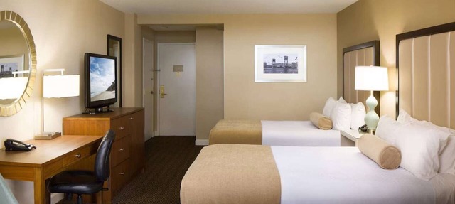 Southbank St. Johns River Views + Dining & Pool