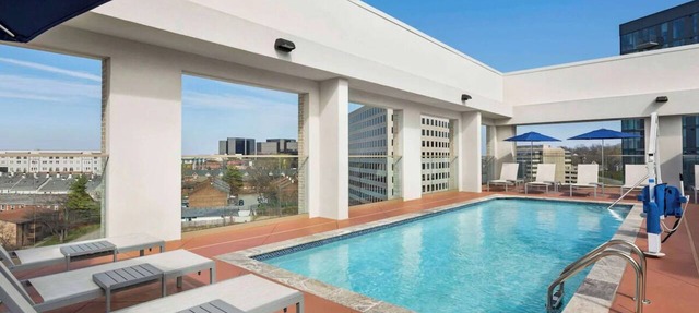 Southern Style Meets Modern Luxury: Minutes to Adventure Science Center
