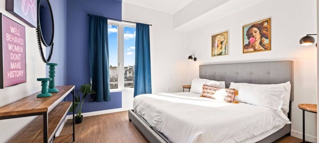 Spacious 1-BD with Stunning City Views in DTLA