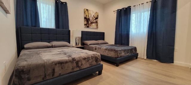 Spacious 2-Bedroom, One and a Half Bath Home in Pico-Robertson Near Beverly Hills and Cedars-Sinai