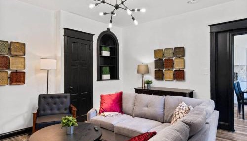 Spacious 3BR, 3BA Philly Retreat for 8 with Free Parking