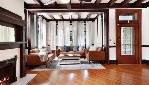 Spacious and Elegant Family Home in Mid-City