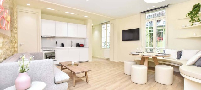 Spacious apartment - 3BR/8P - Pigalle/Musée Grévin