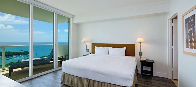 Spacious Condo's at Coconut Grove Hotel with Wrap-around Balcony