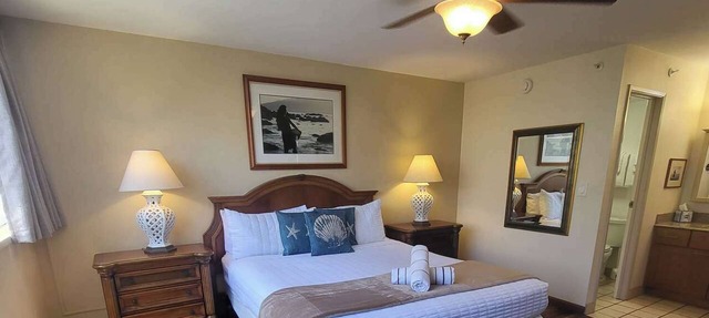Spacious Ocean & Mountain view corner unit - Royal Kahana 220