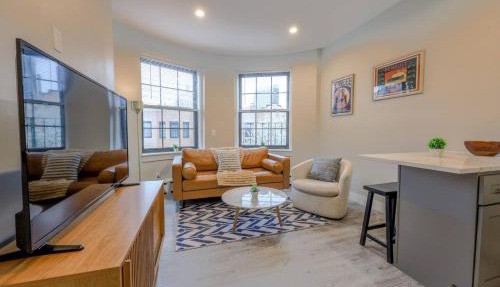 Spacious Studio Apt South End