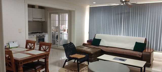 Specializing Villa within 3 minute walking distance from Humphreys Base gate