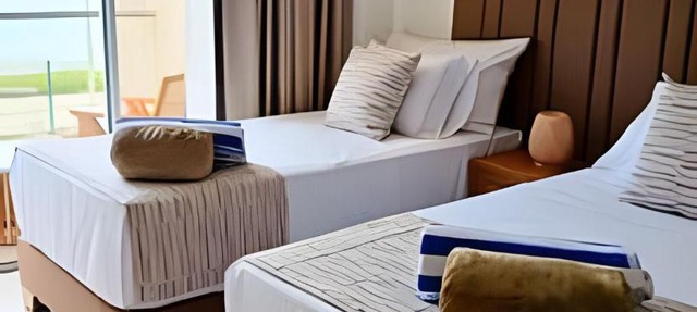Spectacular View & King Bed – Baia Kristal