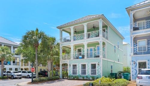 Splish Splash Pet friendly Pool View