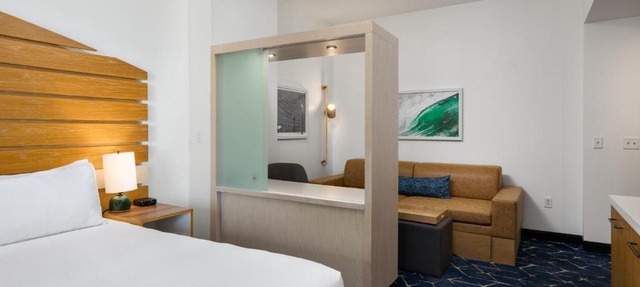 SpringHill Suites by Marriott Oceanside Beach