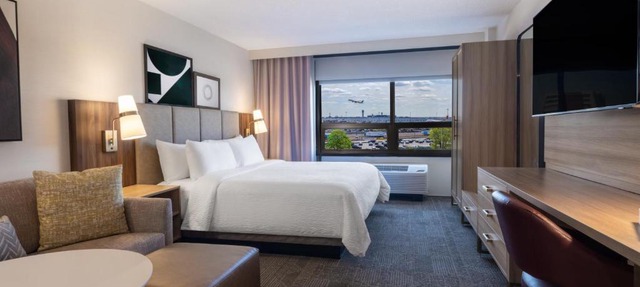 Staybridge Suites Chicago O'Hare - Rosemont by IHG