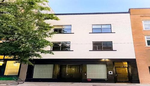 Staycation in New 1-Bedroom Condo, Japantown FL2