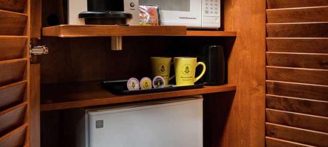 Staypineapple, Watertown Hotel, University District Seattle