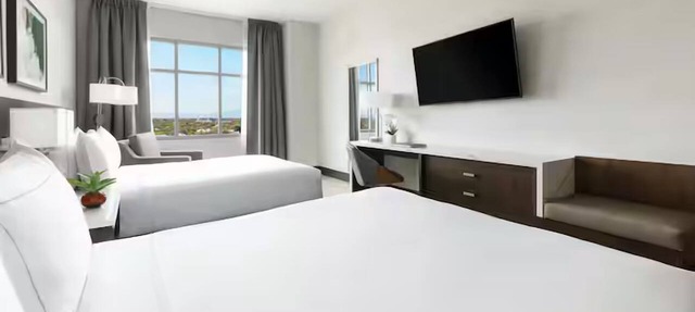 Std 2 Queens, DoubleTree Tucson, Restaurant & Pool, Near Convention Center