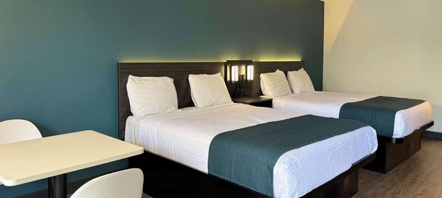 Studio 6 Suites Gardena, CA