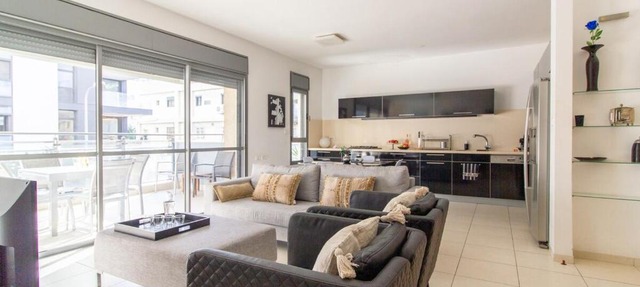 Stunning 2BR-2BA SeaView Apt TLV By SweetyGuest