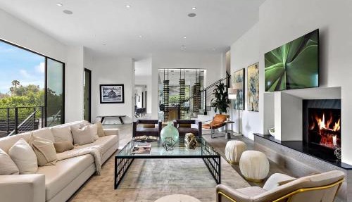 Stunning 5BR Tree House Modern Estate