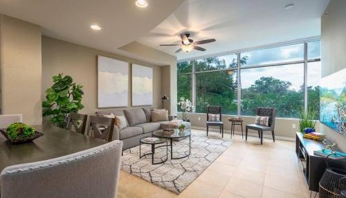 Stunning & Luxurious 2Bed 2Bath Open floor plan