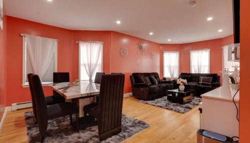 Stylish and Comfortable 3Bed 2Bath