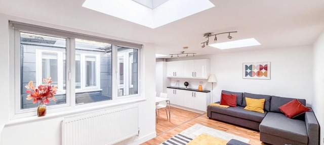 Stylish Camden Apartment C6