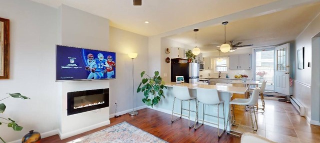 Stylish East Boston Gem, Near Downtown, T and Airport