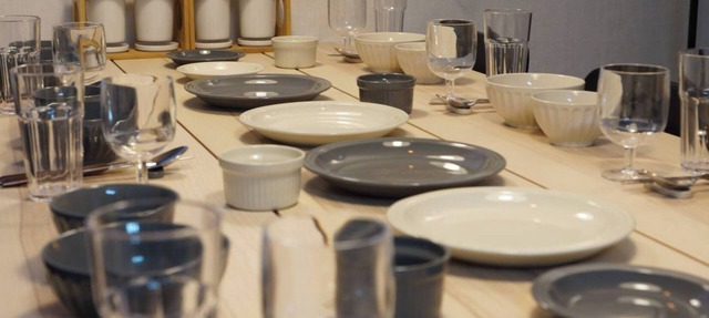 Stylish Itaewon Getaway | Spacious Living, Projector, 4 Beds, 5 min to Station