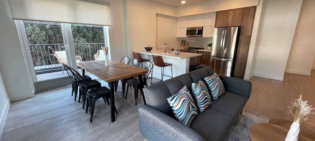 Stylish Westwood Apartment