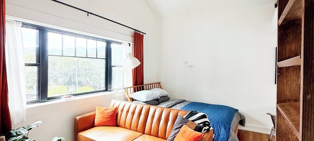 Suite in the Foothills of LA for Extended Stays