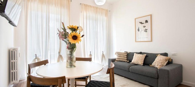 Sunny Spacious apartment for 6 guests