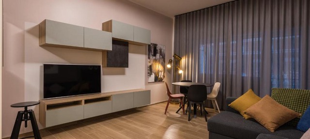 Super Comfort Pisino Street