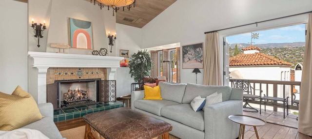 Superb La Vida Riviera 2 BD 2BA Gorgeous Riviera Views, Walk Everywhere!