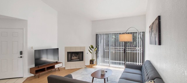 Superhost 5 Star ⭐️ Service Spacious 1 Bedroom
