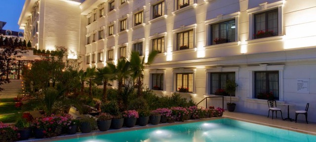 Sura Hagia Sophia Hotel