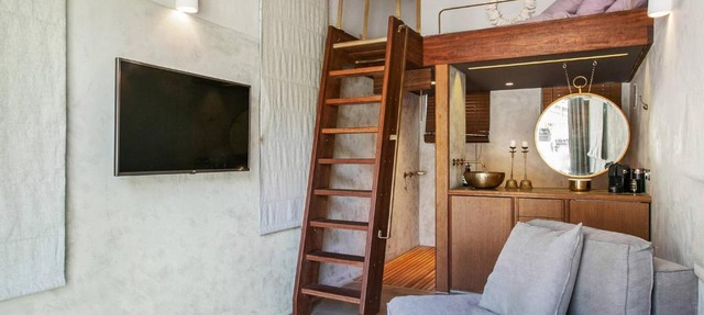 Surfers' Loft Tamarama - direct access to the beach