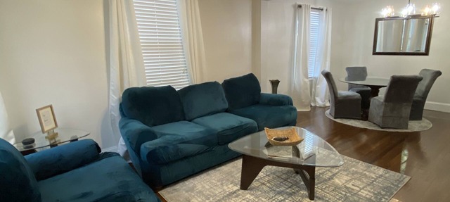 Sweet Salcedo - Cute 2 BR/1 BA cottage