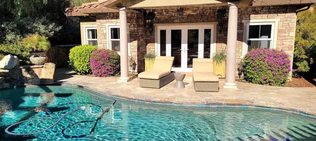 t Adorable- Entire Guest House: Pool, Hot Tub, Beautiful Fountain & Huge Patio!