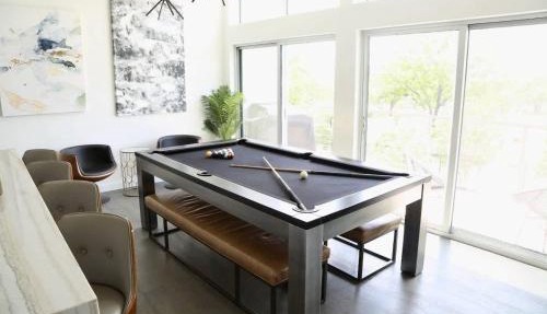 Tailgate Penthouse 2 Blocks from UT Stadium