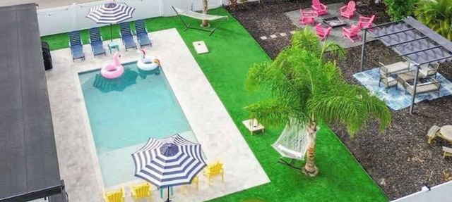 Tampa Paradise! Firepit, Golf, Pool, & Games!