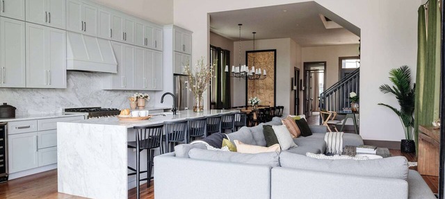 The 1300 | Designer 7 bedroom, Heated Pool