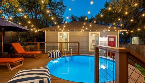 The Backyard Collective 6BR 2 Homes Pool & More