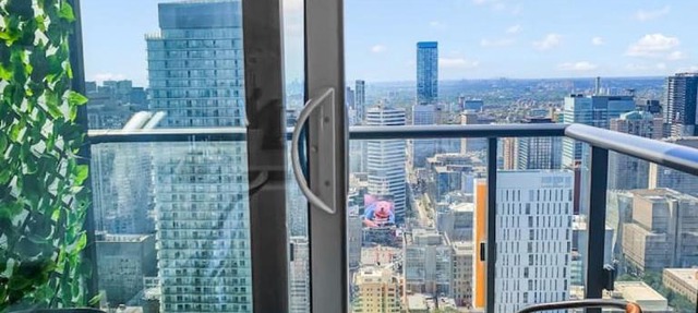 The Cityscape by Instant Suites - PentHouse Unit