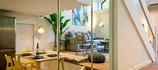 The Four Seasons Vouliagmeni Escape