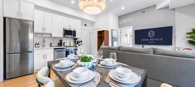 The McCaul | Spacious DT Suite near MAJOR INTERNATIONAL SPORTING EVENT 2026