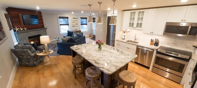 The Newport Lofts - 548 Thames Street