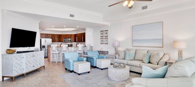 The Oasis 2502 | Spacious, Lazy River, Poolside Grill, New Splash Pad, Pool with Slide!