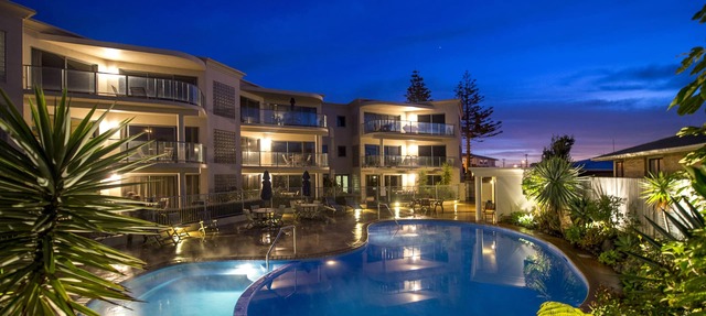 The Reef Beachfront Apartments
